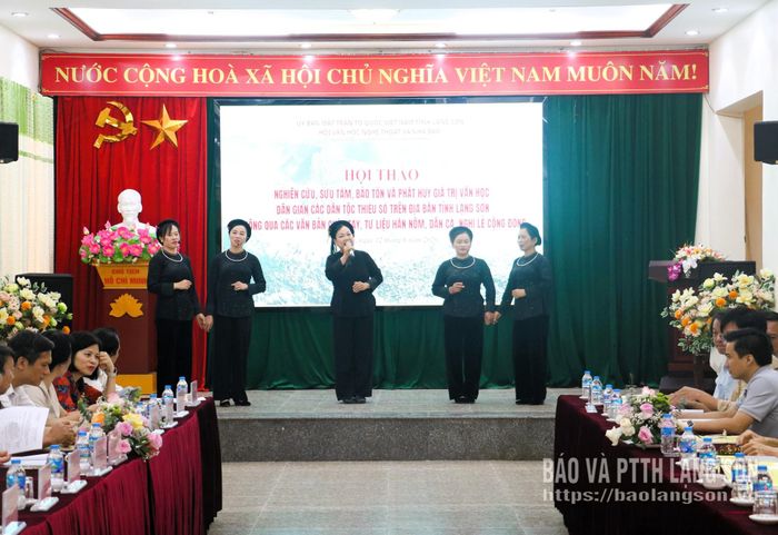Tiết mục hát sli chào mừng hội thảo