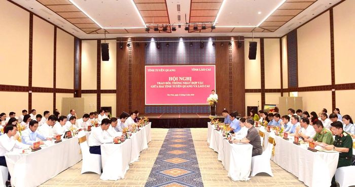 Quang cảnh hội nghị.