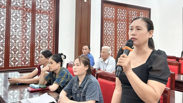 Đại biểu tham gia thảo luận tại hội nghị.