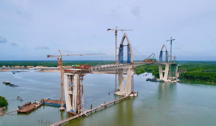 Công trường thi công cầu Phước An. Ảnh: Báo Xây dựng