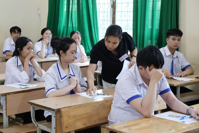 Công tác kiểm tra thông tin thí sinh tiếp tục được thực hiện chặt chẽ, đúng quy chế