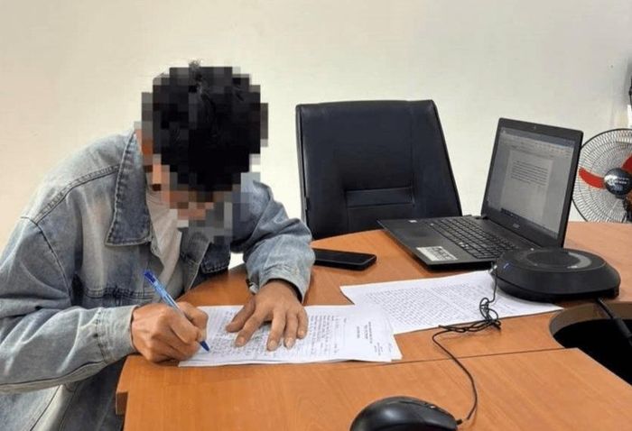 Cơ quan Công an làm việc với L.H.A.