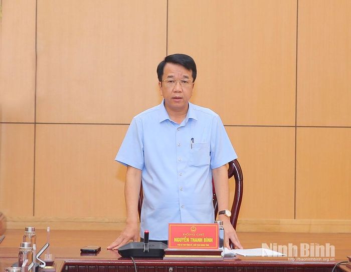 Đồng chí Chủ tịch UBND tỉnh Nguyễn Thanh Bình phát biểu kết luận hội nghị.