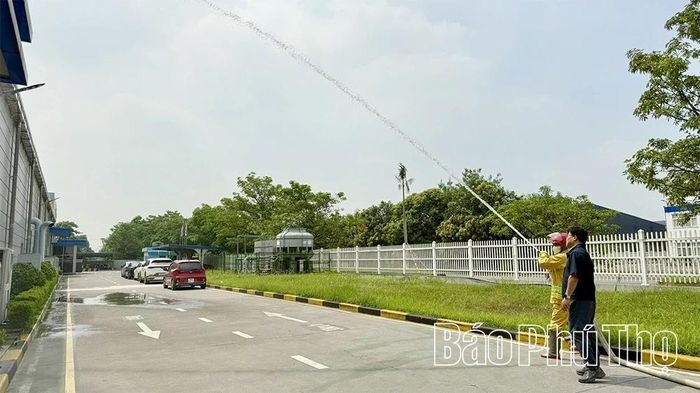 Các doanh nghiệp luôn sẵn sàng về phương tiện, lực lượng tại chỗ để chủ động xử lý các sự cố cháy nổ có thể xảy ra.