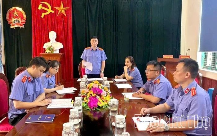 Viện kiểm sát nhân dân khu vực 14 trao đổi nghiệp vụ kiểm sát hoạt động tư pháp trong việc giải quyết các vụ án tranh chấp về Hôn nhân và gia đình.