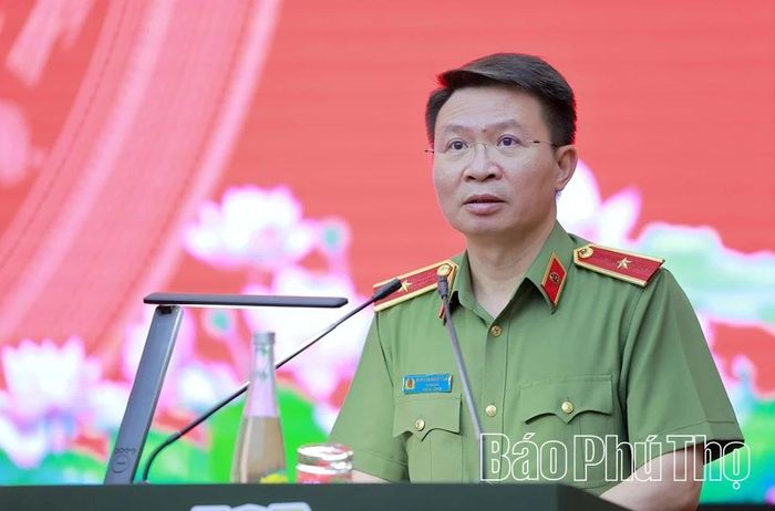 Thiếu tướng Nguyễn Minh Tuấn - Giám đốc Công an tỉnh phát biểu tại chương trình.