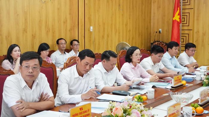 Đại biểu tham dự buổi làm việc - Ảnh: Q.V