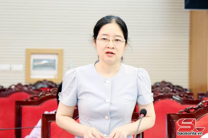 Lãnh đạo Sở Khoa học và Công nghệ phát biểu tại cuộc họp.