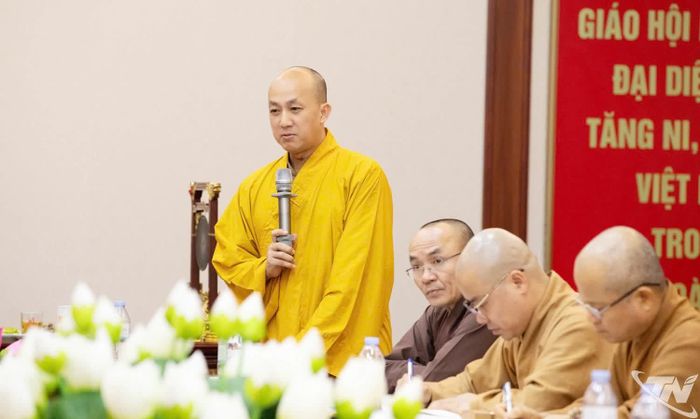 Đại diện Ban trị sự Phật giáo tỉnh Thái Nguyên phát biểu tại Hội nghị.
