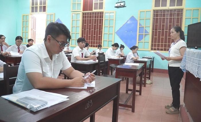  Thí sinh tham dự kỳ thi