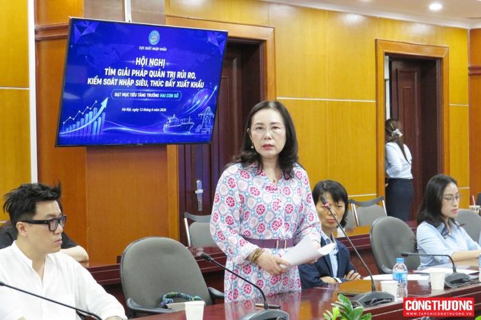 Bà Đỗ Thị Thúy Hương, Phó Chủ tịch kiêm Tổng Thư ký Hiệp hội Doanh nghiệp điện tử Việt Nam thông tin về tình hình xuất khẩu ngành hàng điện tử