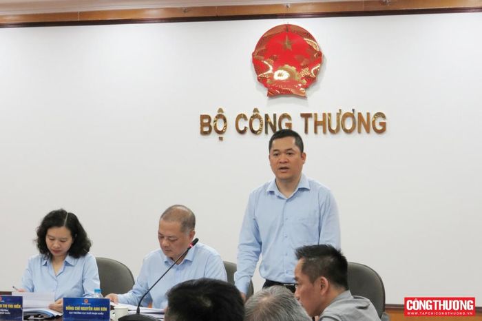 Ông Trần Quốc Toản, Phó Cục trưởng Cục Xuất nhập khẩu phát biểu tại Hội nghị.