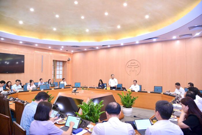 Quang cảnh phiên thảo luận.