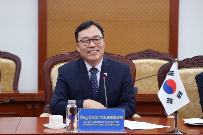 Đại sứ Hàn Quốc tại Việt Nam Choi Young-sam phát biểu. Ảnh: Đức Minh