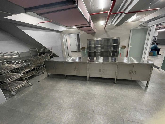 Quy trình thi công và lắp đặt hệ thống bếp công nghiệp cho nhà hàng