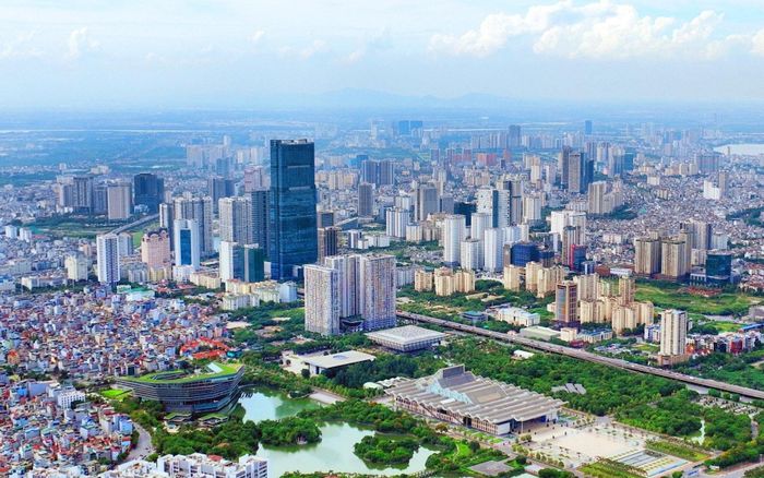 Hà Nội tháo gỡ vướng mắc, tăng tốc giải ngân đầu tư công, kích hoạt tăng trưởng 2 con số. Ảnh: PV