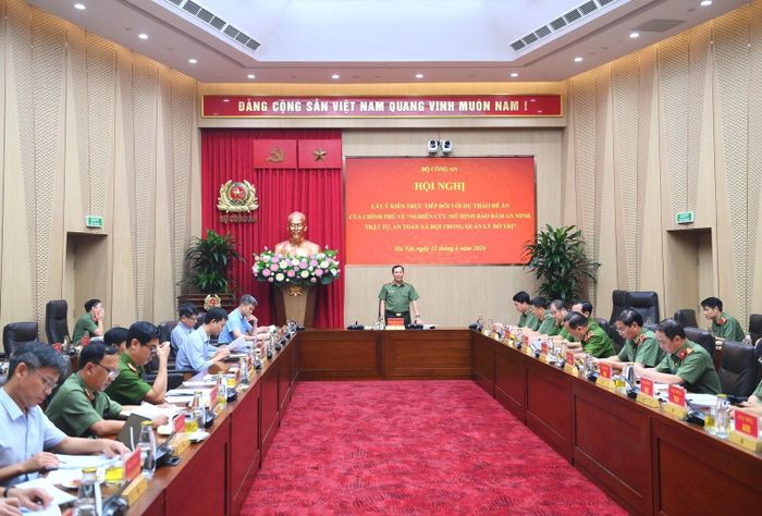 Thứ trưởng Lê Văn Tuyến chủ trì Hội nghị.