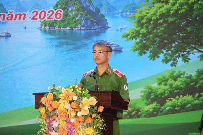 Thiếu tướng Thân Văn Hải phát biểu khai mạc chương trình Lễ phát động.