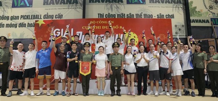 Kết thúc giải đấu, Ban Tổ chức đã trao 4 giải Nhất, 4 giải Nhì, 8 giải Ba cho các đội xuất sắc.