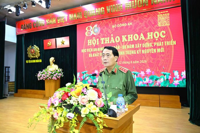 Thượng tướng, TS Lê Quốc Hùng, Thứ trưởng Bộ Công an phát biểu tại Hội thảo.