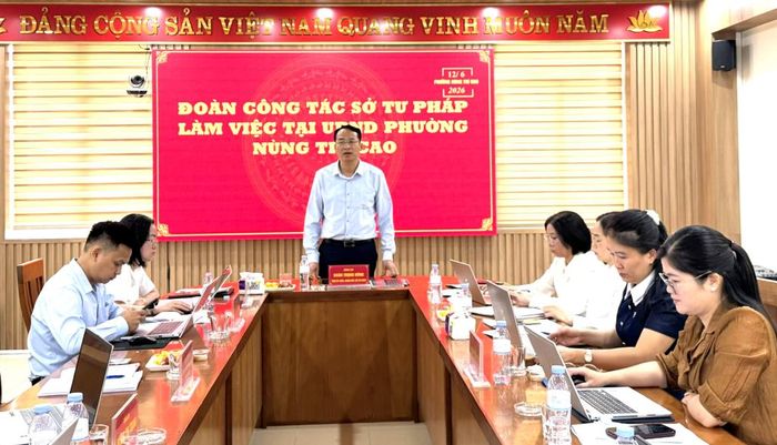 Giám đốc Sở Tư Pháp Đoàn Trọng Hùng phát biểu kết luận tại hội nghị