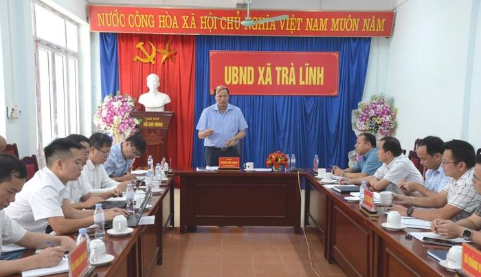 Phó Chủ tịch UBND tỉnh Hoàng Văn Thạch phát biểu chỉ đạo tại buổi kiểm tra.