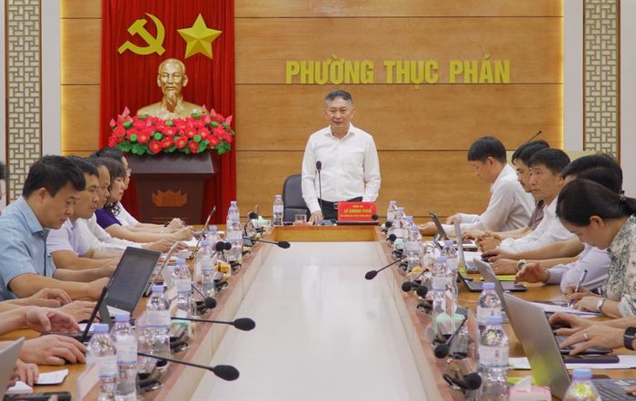 Đồng chí Lê Khánh Toàn, Phó Chánh Văn phòng Trung ương Đảng kết luận buổi làm việc.