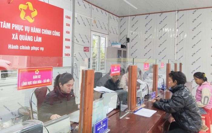 Một nền hành chính hiện đại sẽ làm cho người dân đi lại ít hơn, hồ sơ đơn giản hơn và thủ tục nhanh hơn.