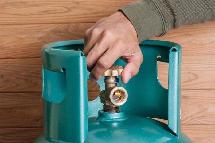 Cần lưu ý kiểm tra bình gas thường xuyên.