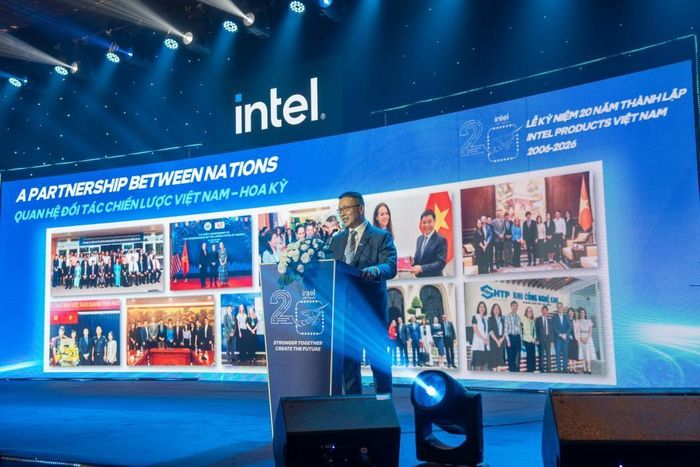 Ông Kenneth Tse, Tổng Giám đốc Intel Products Việt Nam.