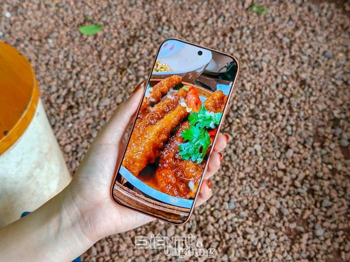 HONOR đã trang bị cho HONOR 600 vi xử lý Snapdragon 7 Gen 4 (4nm) cùng hệ điều hành MagicOS 10 dư sức để gánh vác mọi tác vụ thường ngày