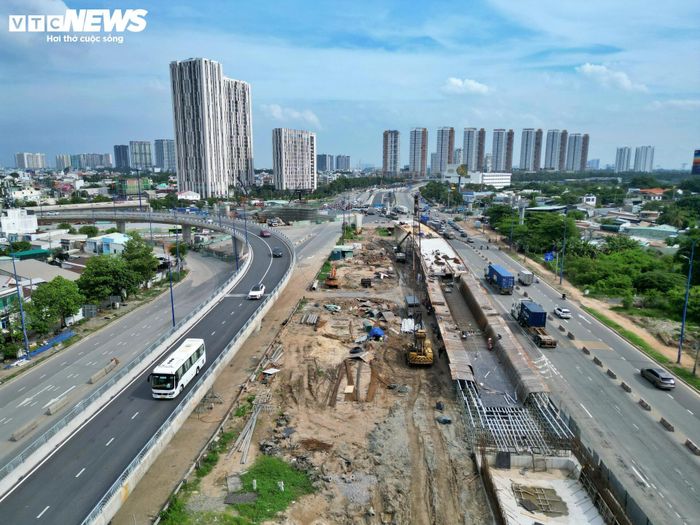 Đây được xem là hạng mục có vai trò quan trọng trong việc giảm ùn tắc giao thông tại khu vực An Phú - cửa ngõ kết nối cảng Cát Lái, nơi mỗi ngày có hơn 20.000 lượt xe container và xe tải lưu thông.