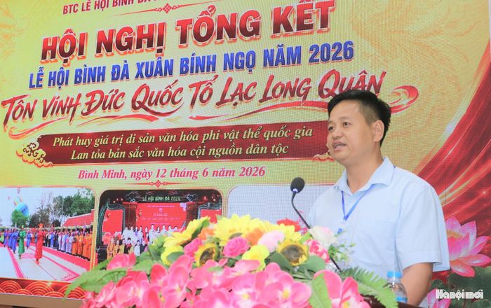 Chủ tịch UBND xã Bình Minh Nguyễn Đăng Việt phát biểu tại hội nghị. Ảnh Đ.Đạt