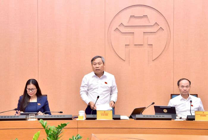 Chủ tịch UBND thành phố Hà Nội Vũ Đại Thắng phát biểu tại phiên thảo luận Tổ chiều 12-6. Ảnh: Viết Thành