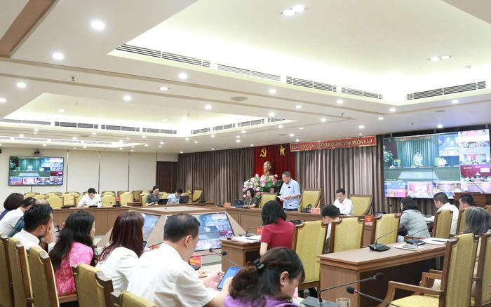 Quang cảnh hội nghị tại điểm cầu Thành ủy Hà Nội. Ảnh: Phạm Hùng