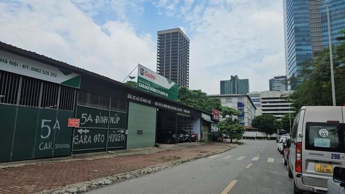 Việc các gara tiếp tục tồn tại trên khu đất đã được Nhà nước quản lý đặt ra yêu cầu các cơ quan chức năng kiểm tra, xác minh căn cứ pháp lý của hoạt động kinh doanh, đồng thời làm rõ trách nhiệm của các đơn vị quản lý địa bàn nếu để xảy ra tình trạng sử dụng đất không đúng quy định.