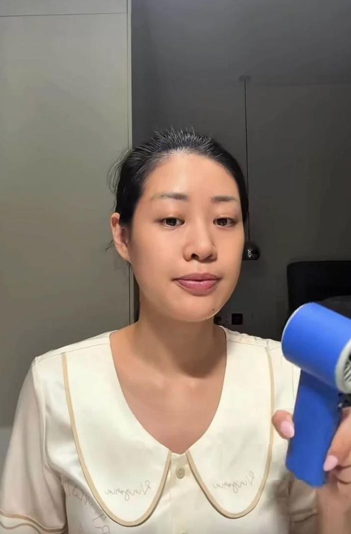 Hoa hậu Khánh Vân tự tin để mặt mộc ở tuổi 31.