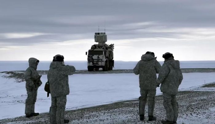 Sau khi Phần Lan và Thụy Điển gia nhập NATO, đường biên giới trực tiếp giữa Nga và liên minh đã tăng thêm hơn 1.300 km, khiến khu vực Bắc Âu trở thành hướng chiến lược mà cả hai bên đều đặc biệt quan tâm.