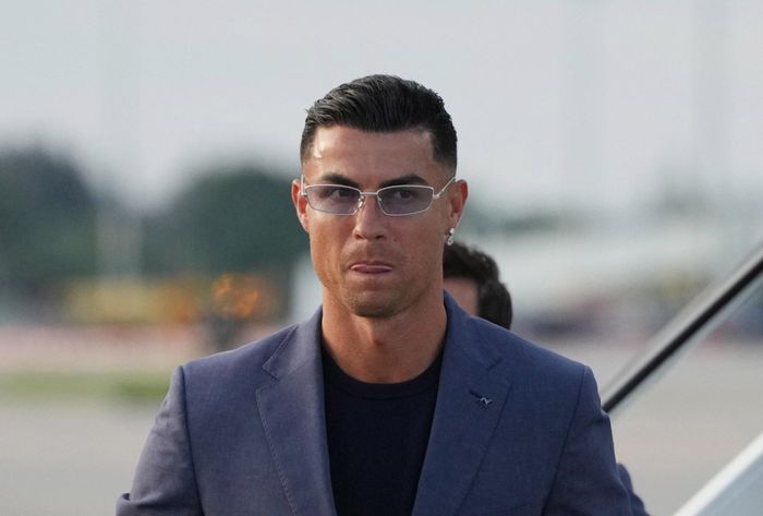  Ở tuổi 41, Ronaldo hiểu rằng thời gian không còn nhiều và World Cup 2026 có thể là cơ hội cuối cùng để anh hoàn tất di sản bằng chiếc cúp vàng danh giá nhất bóng đá thế giới. 