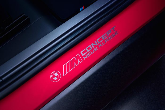  BMW M Concept Neue Klasse mở ra chương mới cho dòng xe hiệu suất cao của BMW M trong kỷ nguyên điện hóa, dù thời điểm ra mắt bản thương mại vẫn chưa được công bố. 