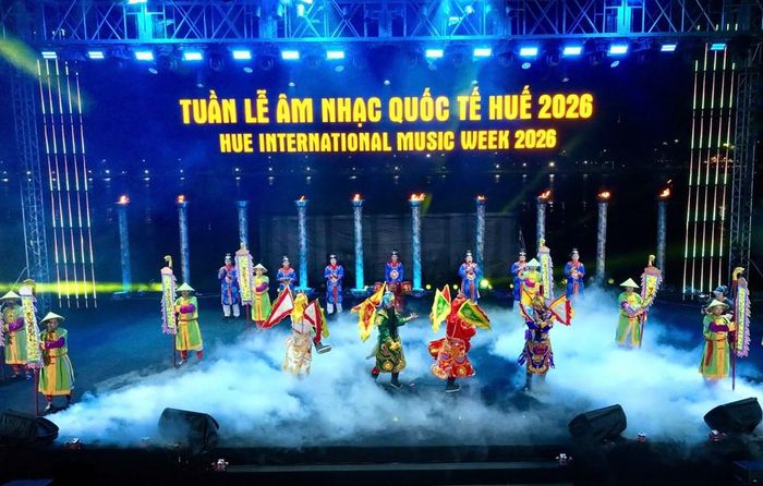 Múa cung đình "Trình tường Tập khánh". Ảnh: ĐH