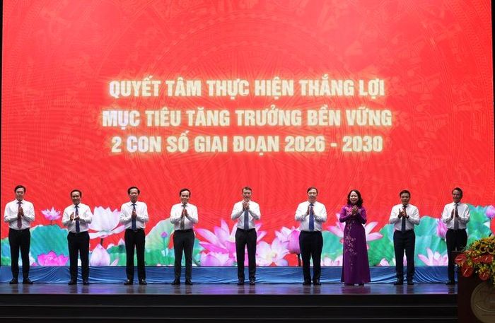 Thủ tướng Lê Minh Hưng và các đại biểu tại lễ phát động - Ảnh: VGP/Phương Nguyên