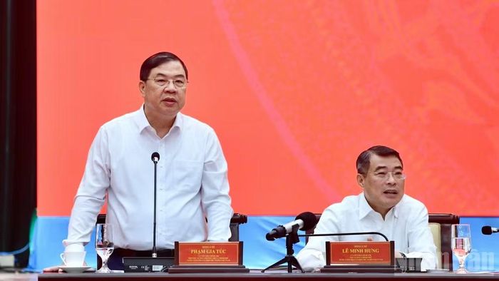 Phó Thủ tướng Thường trực Chính phủ Phạm Gia Túc phát biểu ý kiến tại cuộc làm việc. (Ảnh: THANH GIANG)