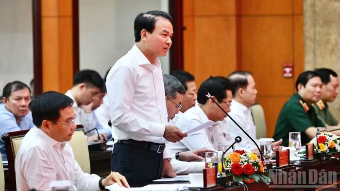 Bộ trưởng, Chủ nhiệm Văn phòng Chính phủ Đặng Xuân Phong phát biểu ý kiến tại cuộc làm việc. (Ảnh: THANH GIANG)