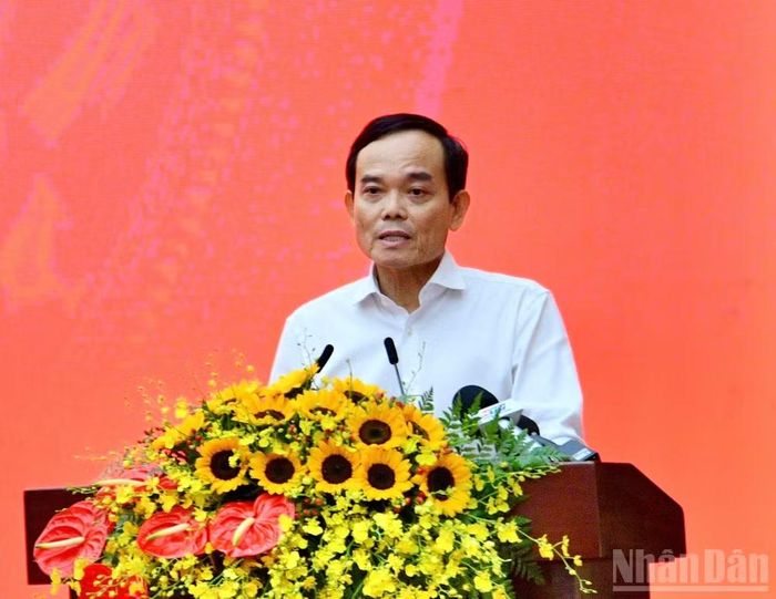 Bí thư Thành ủy Thành phố Hồ Chí Minh Trần Lưu Quang phát biểu ý kiến tại cuộc làm việc. (Ảnh: THANH GIANG)