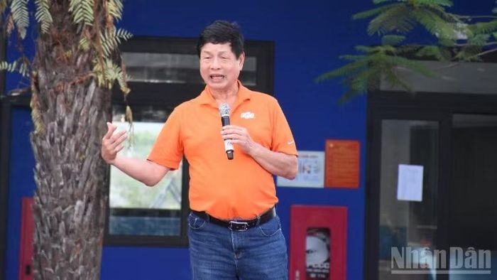 Ông Trương Gia Bình - Chủ tịch Hội đồng quản trị Tập đoàn FPT, Chủ tịch Hội đồng sáng lập trường Hy Vọng nhắn gửi các em học sinh trong ngày kỷ niệm. (Ảnh: ANH ĐÀO)