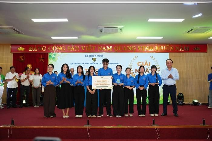 Giải Nhất thuộc về đội Đoàn Thanh niên MOIT – UNETI (Đoàn thanh niên Bộ Công Thương và đoàn thanh niên Trường Đại học Kinh tế - Kỹ thuật Công nghiệp)
