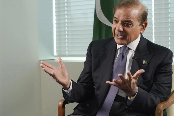 Thủ tướng Pakistan Shehbaz Sharif - Ảnh: AP