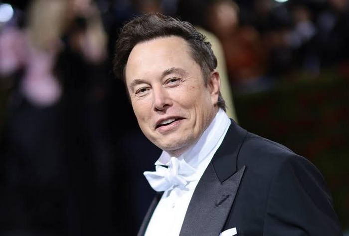 Elon Musk, người đầu tiên trên thế giới có tài sản vượt mốc 1.000 tỷ USD. Ảnh: KYODO