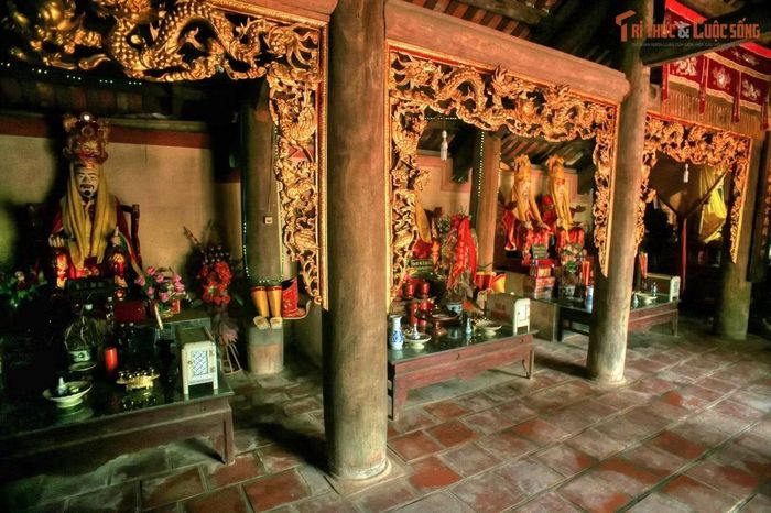 Bàn thờ các chúa Trịnh ở di tích Phủ Trịnh, Thanh Hóa. Ảnh: Quốc Lê.